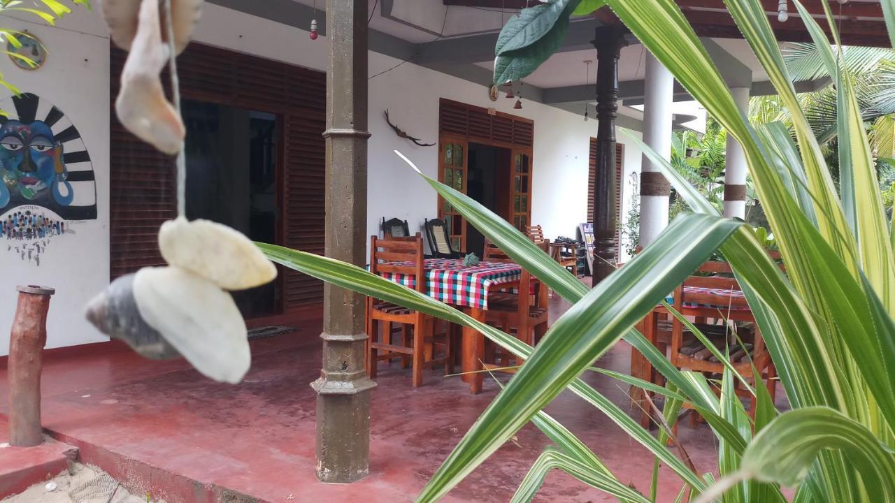 Julie Guest House Tangalle Eksteriør billede