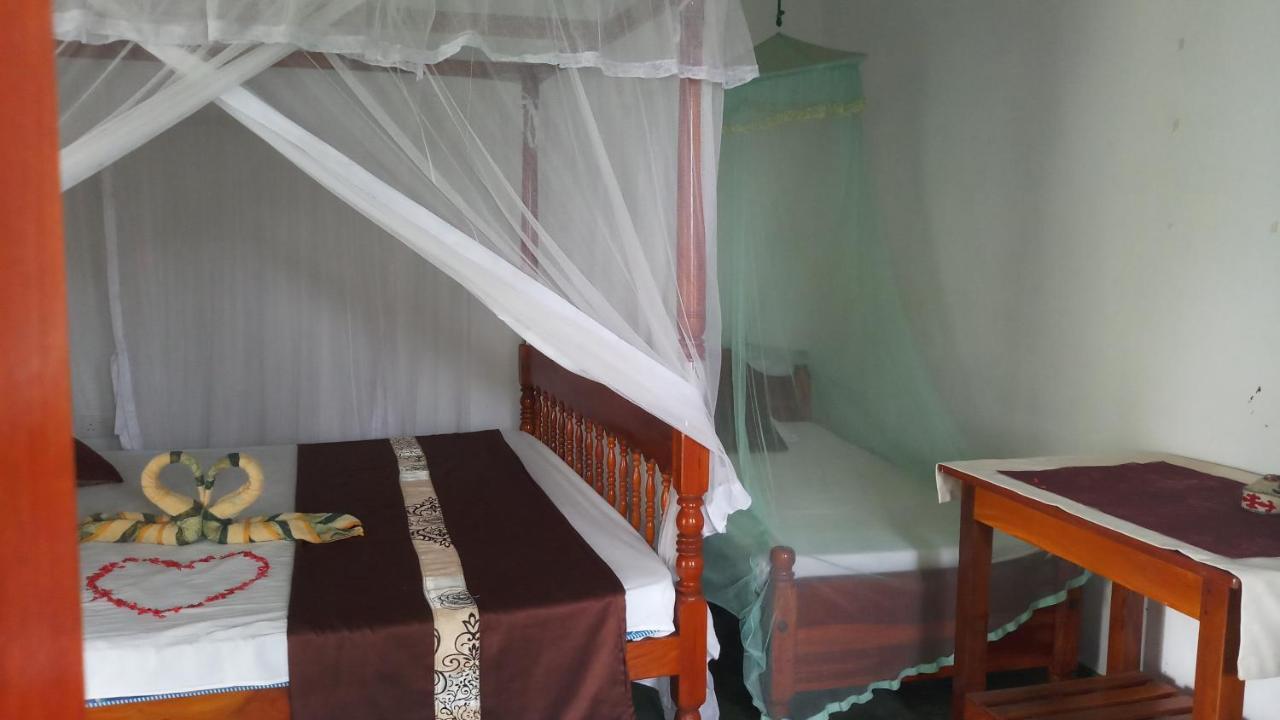 Julie Guest House Tangalle Eksteriør billede